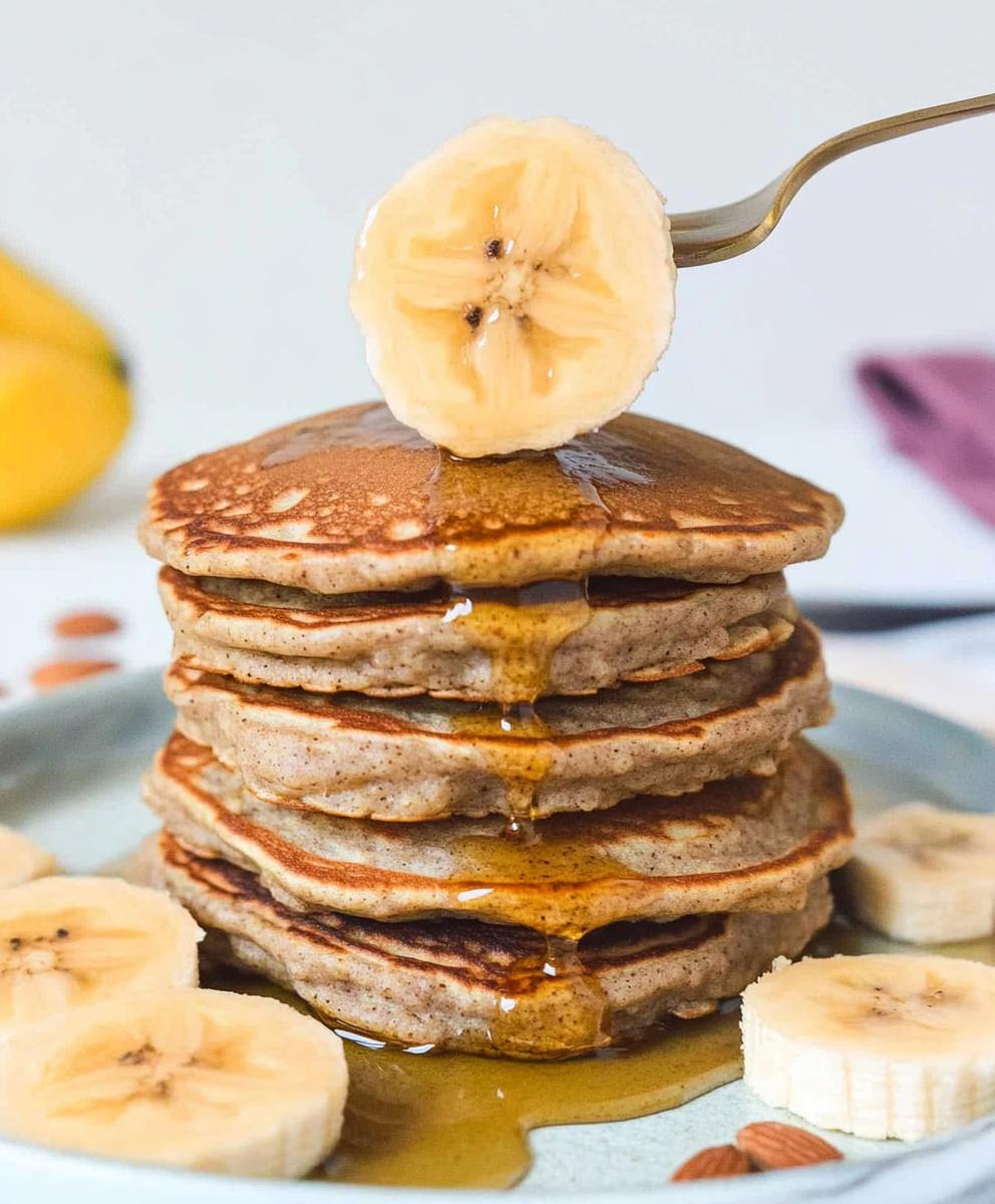3 Ingredient Banana Oatmeal Pancakes Recipe