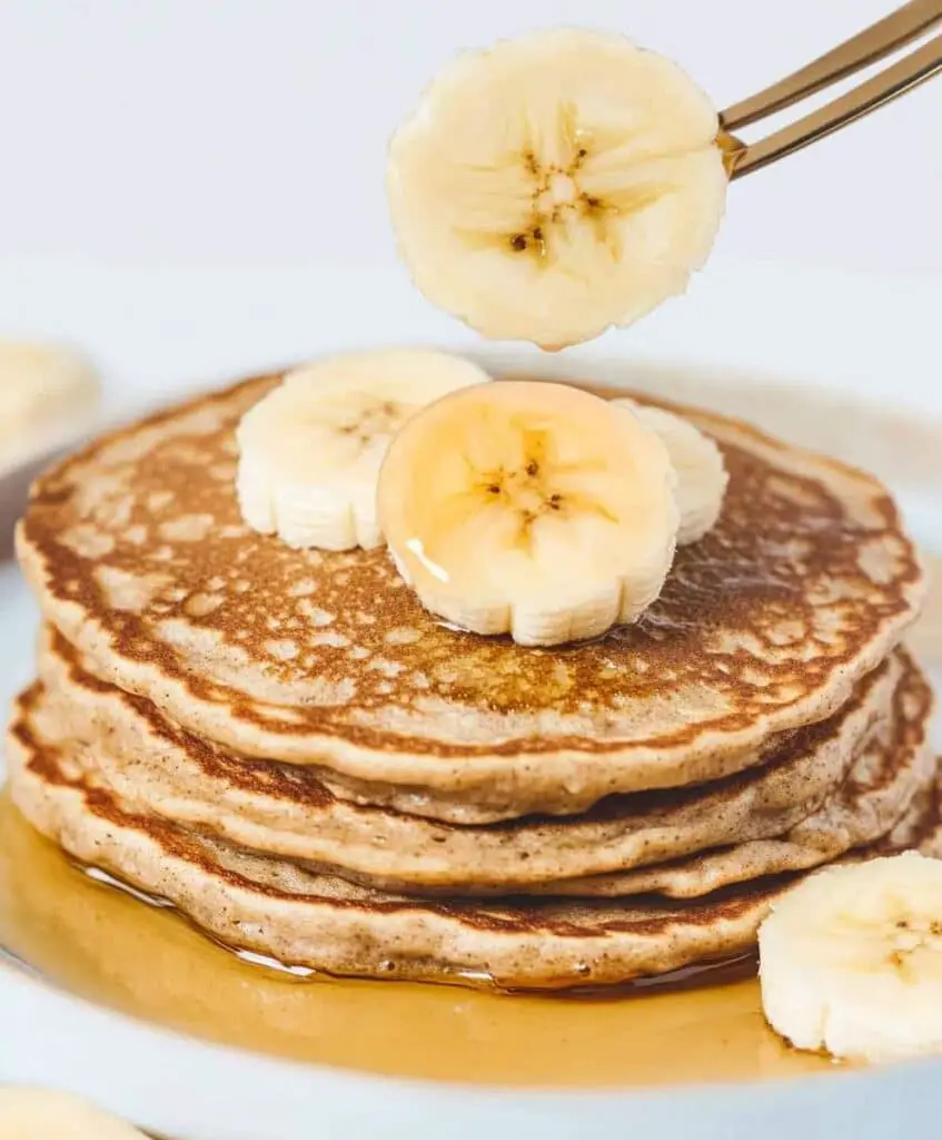 3 Ingredient Banana Oatmeal Pancakes Recipe