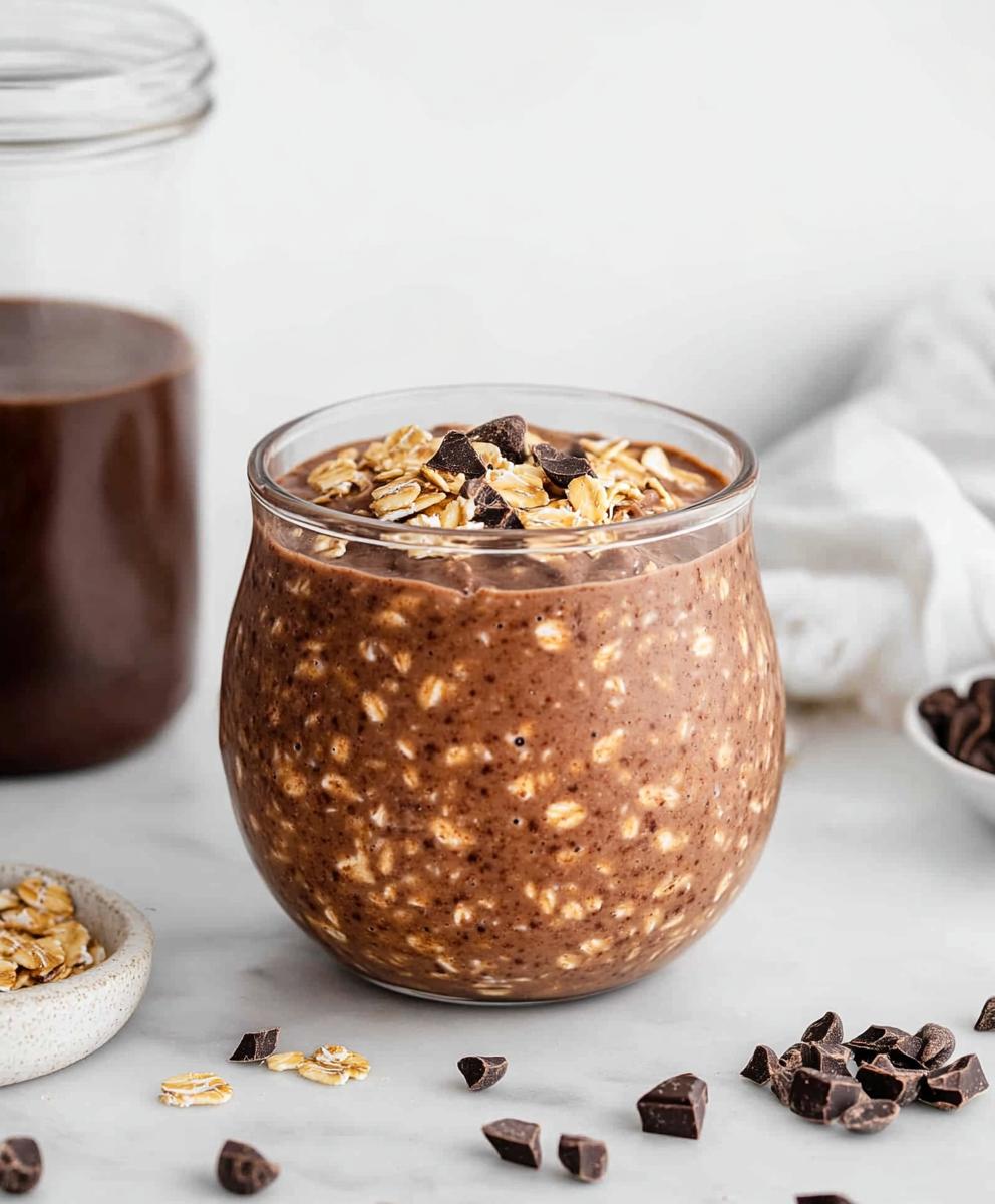 Chocolate Protein Overnight Oats Recipe