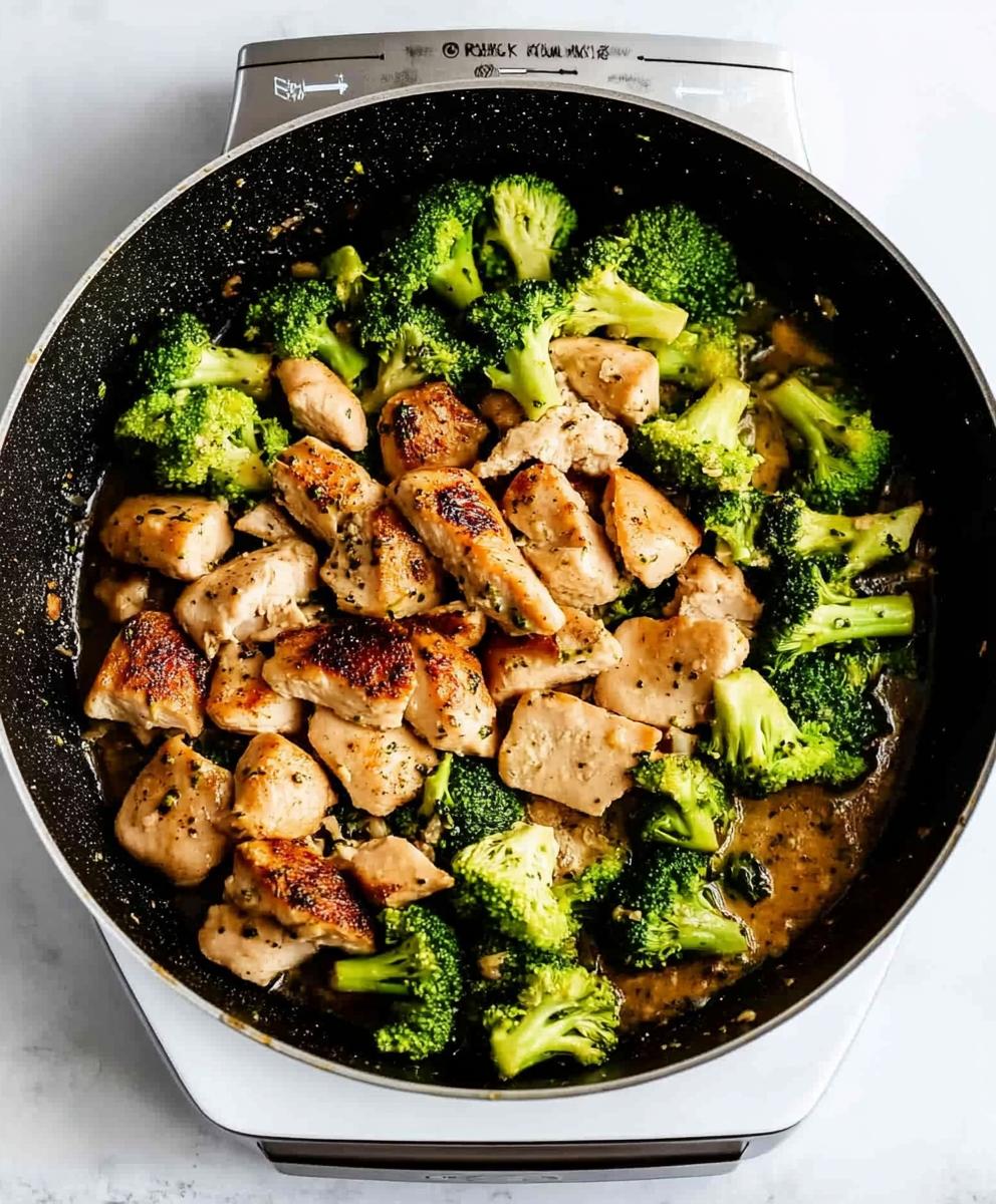 Garlic Chicken With Broccoli And Spinach Recipe