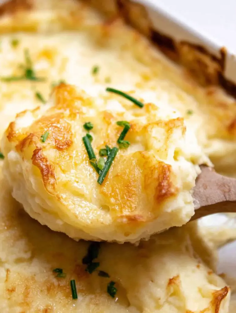 Creamiest Baked Mashed Potatoes Recipe for Thanksgiving Sides